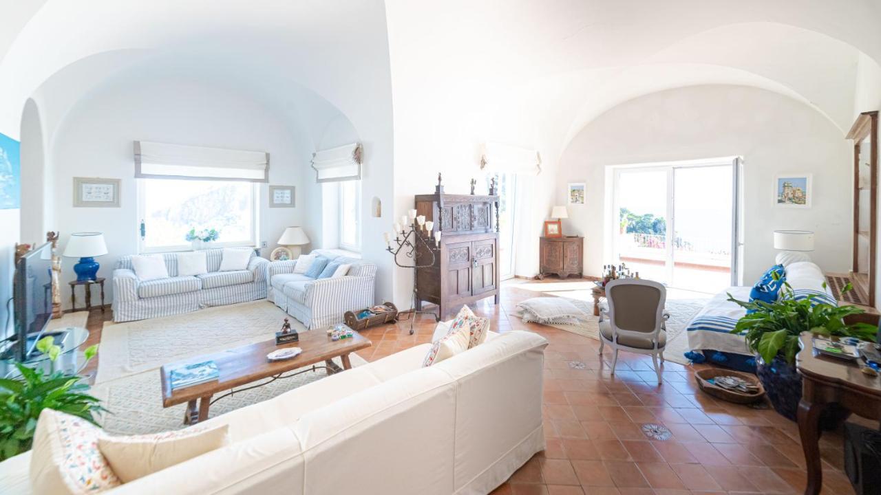 Villa Le Tuie By Elite